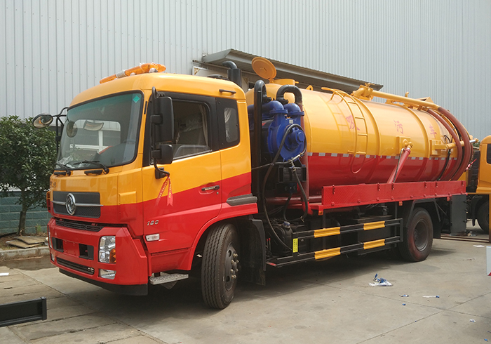 東風(fēng)天錦吸污疏通車  聯(lián)合吸污車精品系列